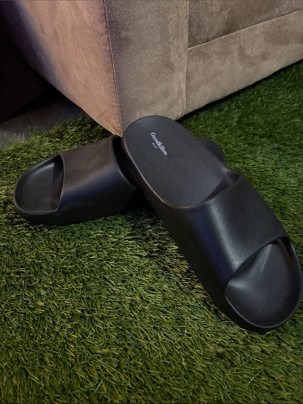 Goodfellow & Co Black Men’s Slide Sandals